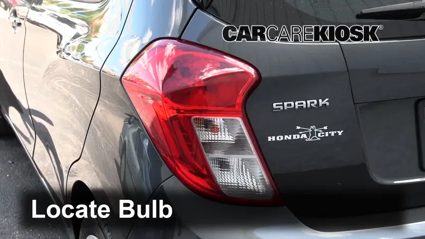 2017 Chevrolet Spark LS 1.4L 4 Cyl. Lights